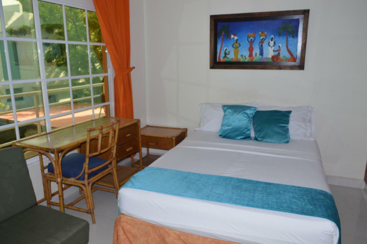 Hospedaje Villa Naloy 圣玛尔塔 外观 照片