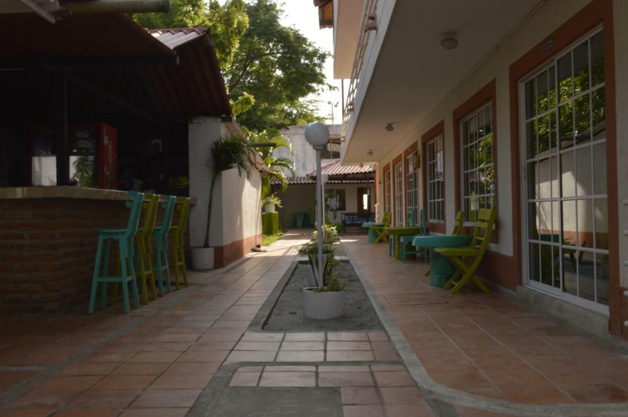 Hospedaje Villa Naloy 圣玛尔塔 外观 照片